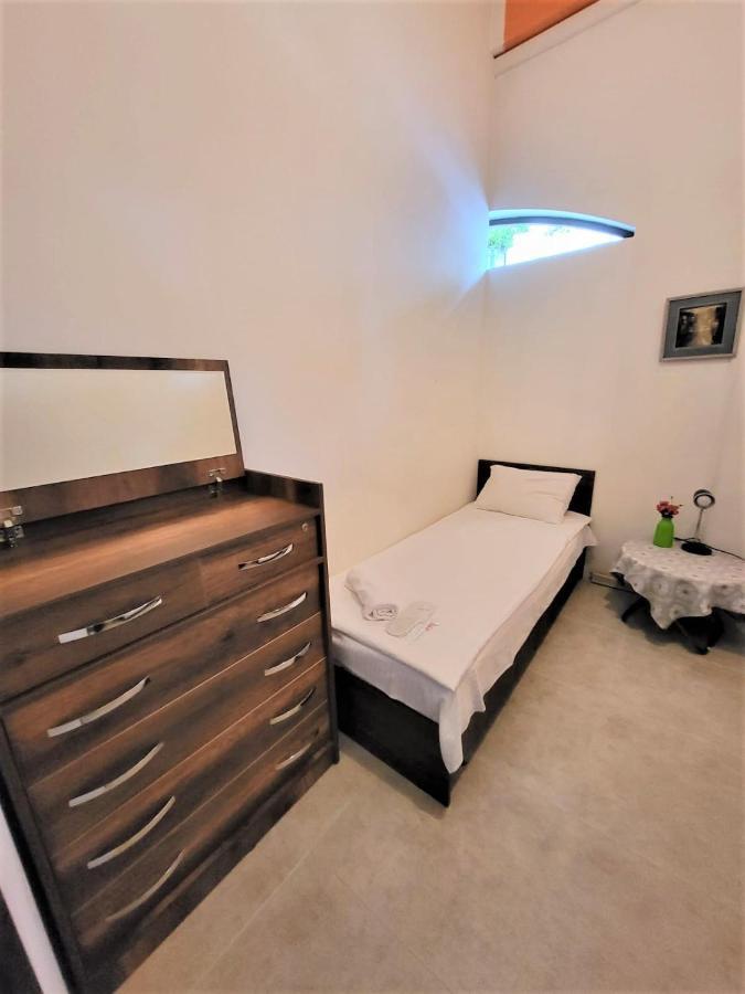 Hostel Near The Square Tiflis Exterior foto