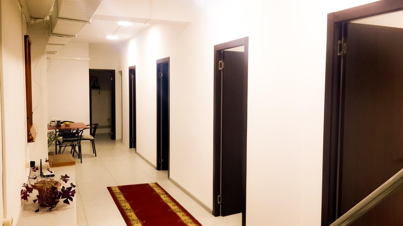 Hostel Near The Square Tiflis Exterior foto